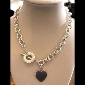 Tiffany Heart Tag Toggle Necklace: 18-Inch .925 Sterling Silver Elegance